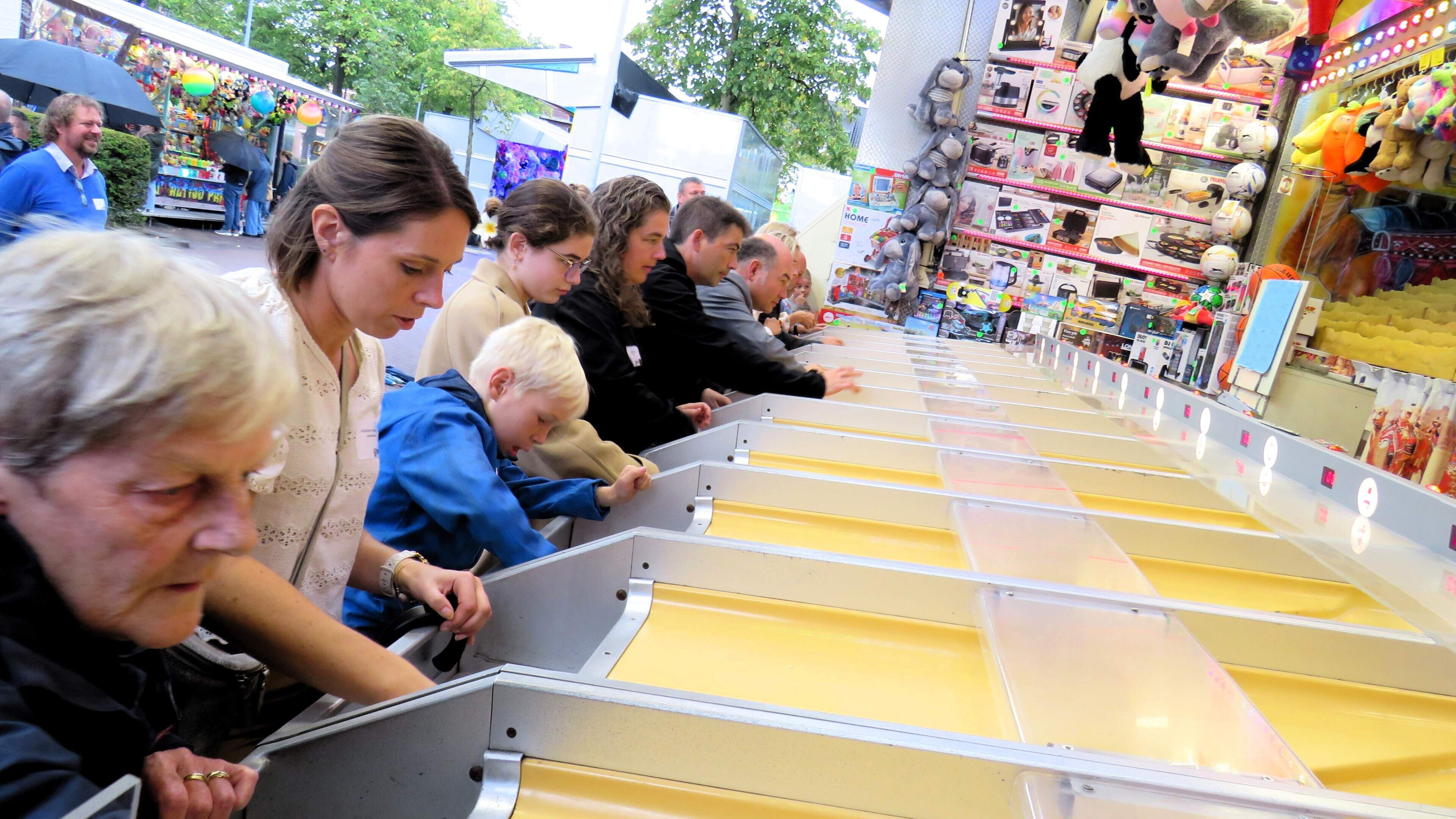 Kermisdagen starten met koers en officiële opening kraampjes